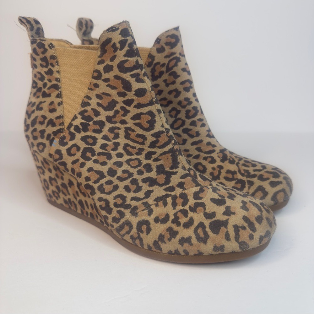 TOMS Leila Leopard Print Wedge Booties Womens 8.5 Animal Print Ankle Boots Brown
